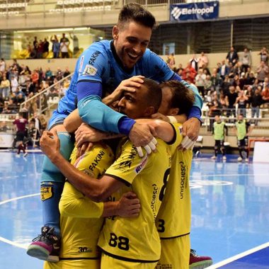 Títulos, série invicta e confiança: Jaraguá Futsal vive grande fase em quadra